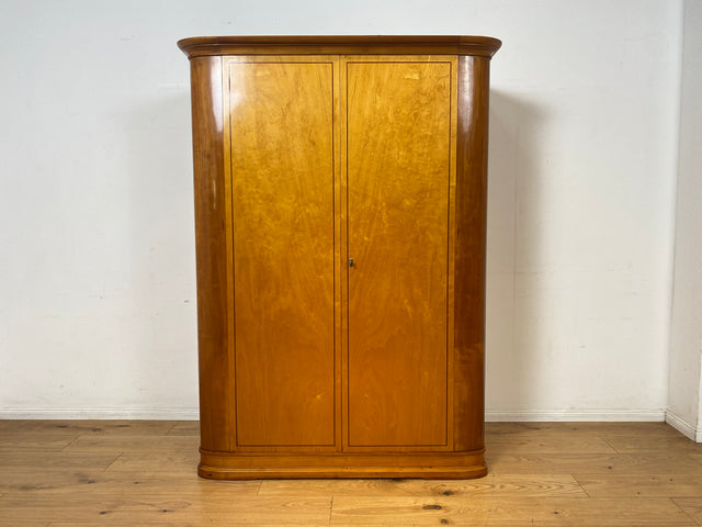 Hochwertiger 2-türiger Mid-Century Kleiderschrank aus 1959 mit Intarsien und Kleiderstange I Schrank Wohnzimmerschrank Dielenschrank Garderobe Wardrobe 50er 60er Vintage I