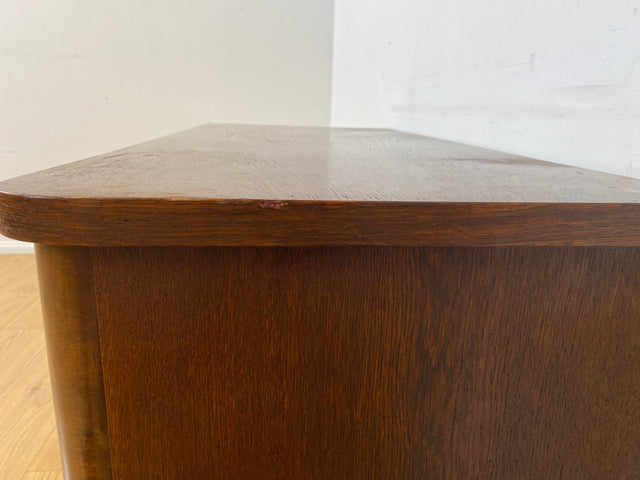 Stilvolle und gut erhaltene 50er Jahre Barkommode mit Schiebetüren & Originalgläsern I Barschrank Barvitrine Vitrine Bar Kommode Sideboard Mid-Century Vintage 60er I
