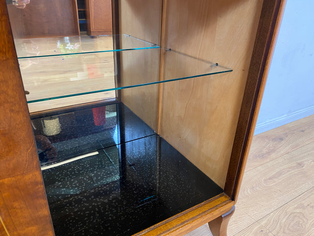 Sehr schöne 50er Jahre Barkommode aus vollem Holz mit Schiebetüren und verspiegeltem Barfach I Barschrank Bar Mini-Bar Kommode Schrank Sideboard Vitrine Mid-Century Vintage I