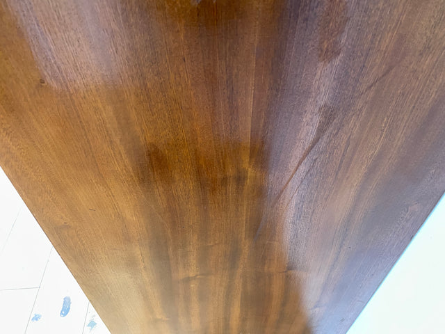 Hochwertiger 50er Jahre Kleiderschrank aus vollem Holz mit Spiegel und zeittypischen konischen Füßen I Schrank Wäscheschrank Schlafzimmerschrank Wardrobe Mid-Century 60er I