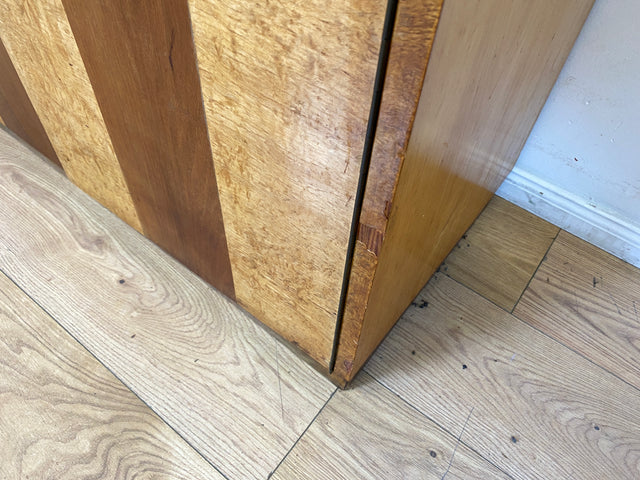 Hübscher 50er Jahre Schreibschrank aus vollem Holz in Maserbirke I Schrank Sekretär Schreibtisch Schreibkommode Highboard Bücherschrank Barschrank Vintage Mid-Century 60er I