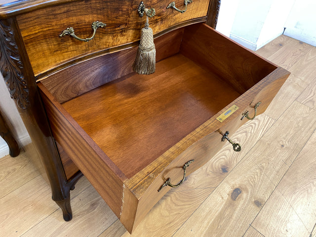 Elegante und hochwertige 60er Jahre Stilmöbel Kommode I Vollholz I mit Schubladen und Messinggriffen I Schrank Schubladenkommode Wäschekommode Barock Rokoko Vintage
