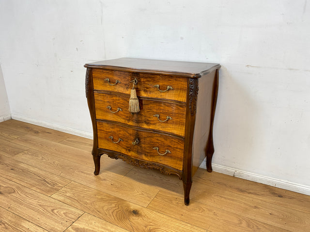 Elegante und hochwertige 60er Jahre Stilmöbel Kommode I Vollholz I mit Schubladen und Messinggriffen I Schrank Schubladenkommode Wäschekommode Barock Rokoko Vintage