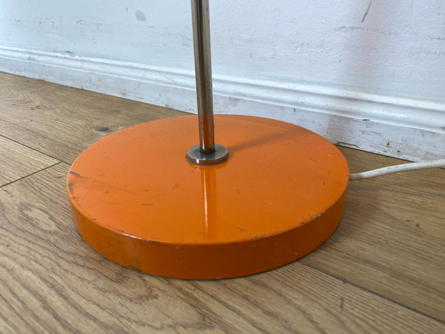 Kultige 70er Jahre Space Age Stehlampe in grandiosem Orange und Chrom mit zwei verstellb. Leuchten I Stehleuchte Lampe Leselampe Licht Pop Art Retro Vintage Mid-Century 60er I