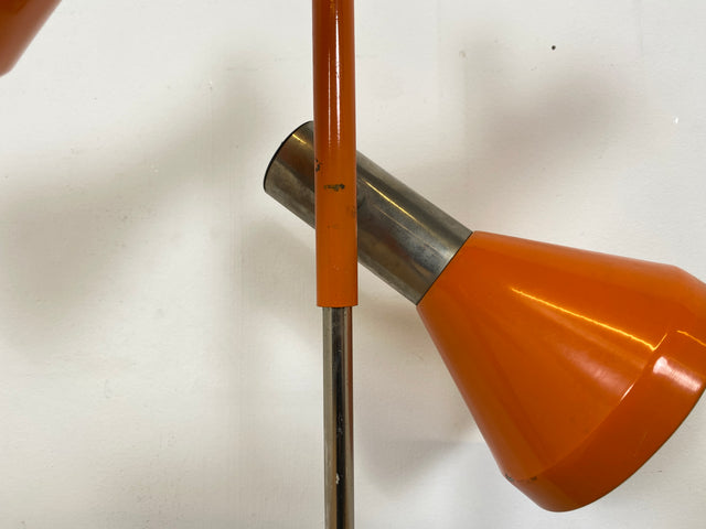 Kultige 70er Jahre Space Age Stehlampe in grandiosem Orange und Chrom mit zwei verstellb. Leuchten I Stehleuchte Lampe Leselampe Licht Pop Art Retro Vintage Mid-Century 60er I