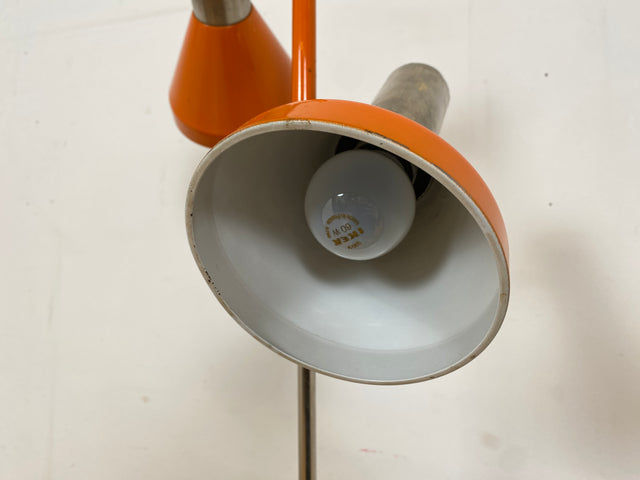 Kultige 70er Jahre Space Age Stehlampe in grandiosem Orange und Chrom mit zwei verstellb. Leuchten I Stehleuchte Lampe Leselampe Licht Pop Art Retro Vintage Mid-Century 60er I