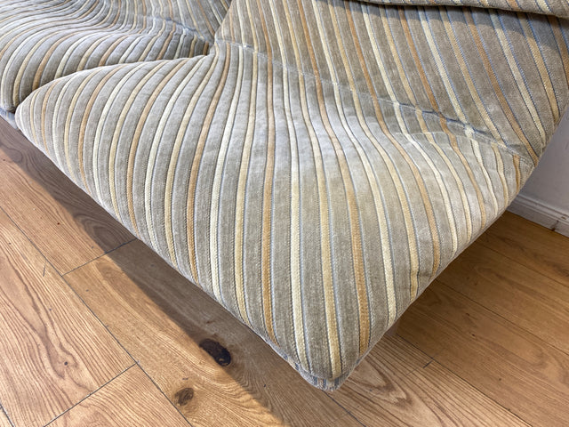 WMK I Ikonisches 70er Jahre Wave Sofa von Giovanni Offredi für Saporiti Italia auf Chrom Gestell und in Originalbezug