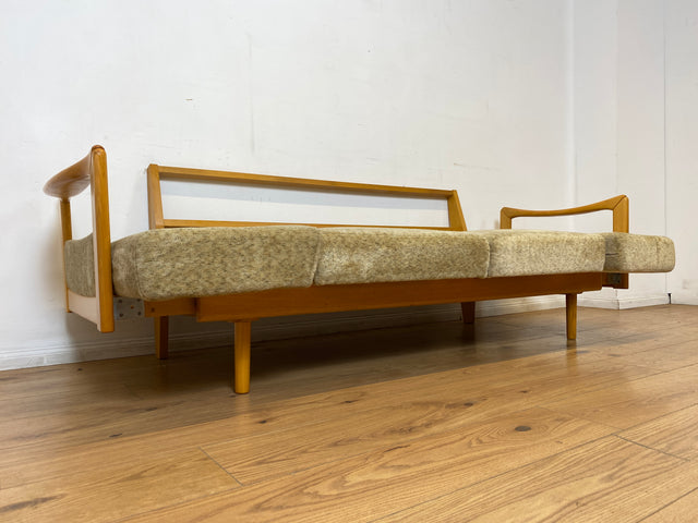WMK I Stilvolles ausziehbares Vintage Designersofa Stella von Knoll aus 1978 mit beigem Originalbezug