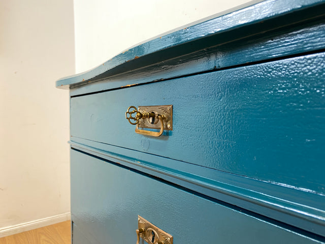 Wunderschöne blaue dänische antike Kommode aus vollem Holz mit Schubladen und Messingbeschlägen