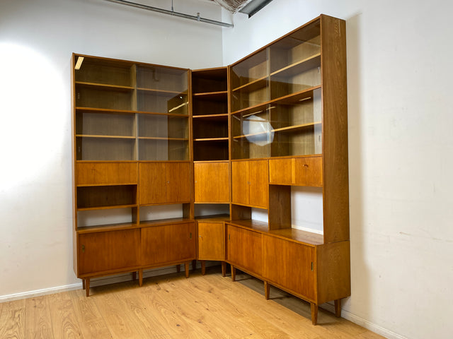 WMK I Hochwertiger großer Mid-Century Bücherschrank I Vollholz in Eiche I mit Vitrine und Schiebetüren I Highboard Büchervitrine Regalwand Eckregal Eckschrank Regal Wohnwand Vintage 50er 60er