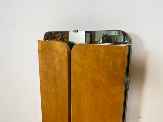 Freundliche und gut erhaltene helle Mid-Century Spiegelkommode I Vollholz furniert I Frisierkommode Schminktisch Kommode Wäschekommode Sideboard Spiegel 60er Vintage I