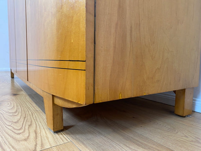 Formschöner heller 50er Jahre Kleiderschrank aus vollem Holz mit perfekter Aufteilung I Schrank Schlafzimmerschrank Wäscheschrank Wardrobe Mid-Century 60er Vintage Retro I