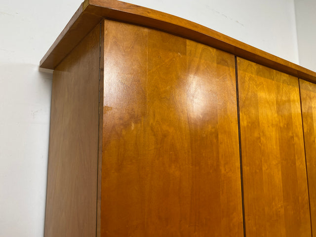 Formschöner heller 50er Jahre Kleiderschrank aus vollem Holz mit perfekter Aufteilung I Schrank Schlafzimmerschrank Wäscheschrank Wardrobe Mid-Century 60er Vintage Retro I