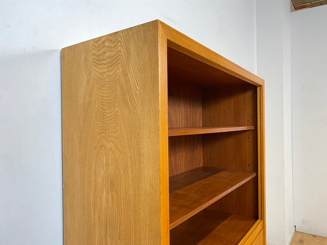 WMK I Hochwertiger heller Mid-Century Bücherschrank von Musterring aus vollem Holz mit Schubladen