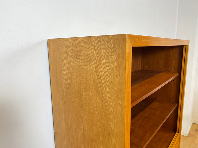 WMK I Hochwertiger heller Mid-Century Bücherschrank von Musterring aus vollem Holz mit Schubladen