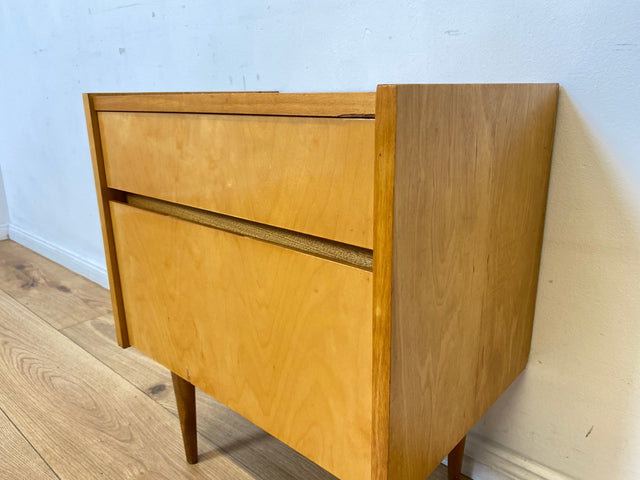 WMK I Stilvoller und sehr gut erhaltener heller Mid-Century Nachttisch mit Schublade I Nachtkommode Nachtschrank Nachtschränkchen Kommode Beistelltisch 50er 60er Vintage I Berlin Nürnberg Münster