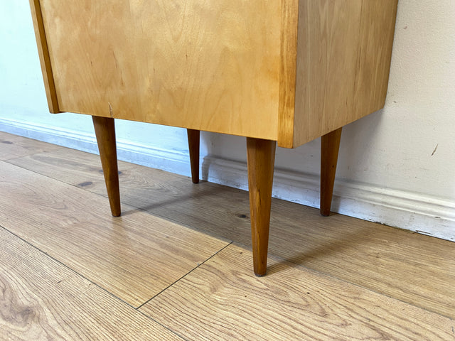 WMK I Stilvoller und sehr gut erhaltener heller Mid-Century Nachttisch mit Schublade I Nachtkommode Nachtschrank Nachtschränkchen Kommode Beistelltisch 50er 60er Vintage I Berlin Nürnberg Münster