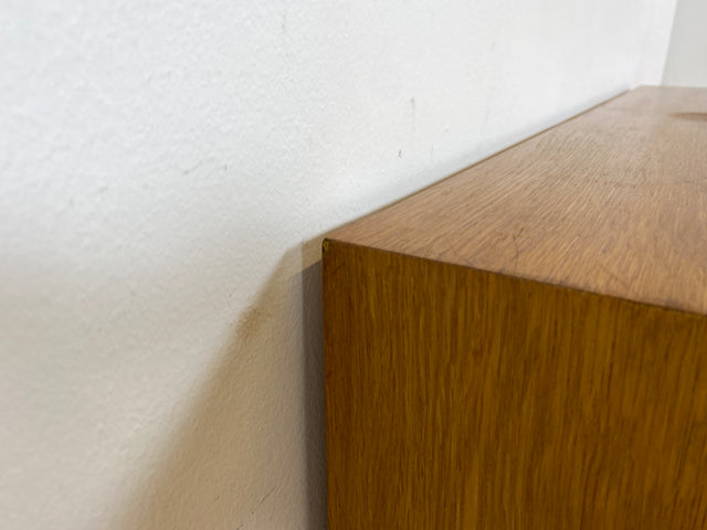 Schönes helles Mid-Century Regal , Vollholz, mit verstellb. Regalböden & neuen Metallfüßen I Holzregal Bücherregal Bücherschrank Küchenregal Regalwand Vintage Retro 60er I