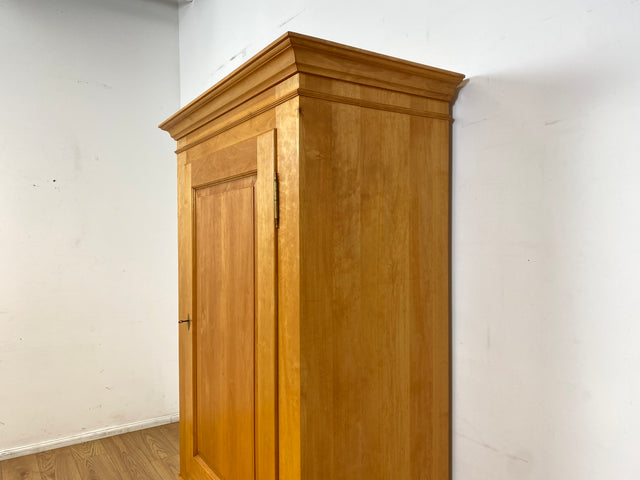 Hochwertiger Kleiderschrank im antiken Stil aus massivem Kirschholz mit Schublade I Schrank Wäscheschrank Bauernschrank Dielenschrank Vertiko Biedermeier Landhaus Vintage I