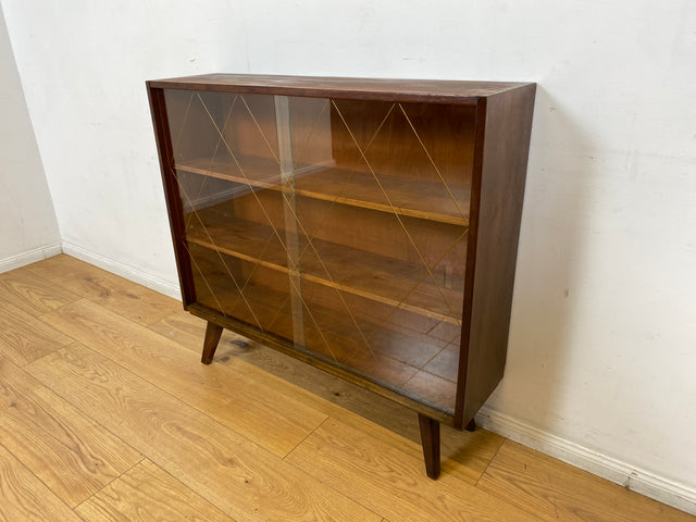 WMK I Schöne Mid-Century Vitrine mit Einlegeböden