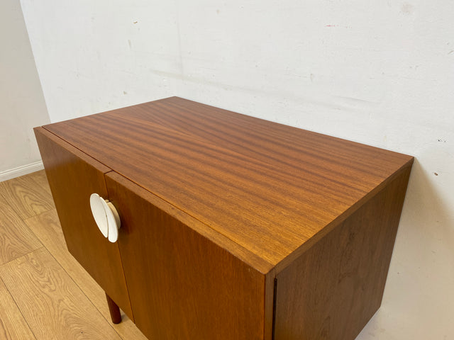 Sehr hübsche kleine 70er Jahre Barkommode mit Beleuchtung und verspiegeltem Getränkefach I Bar Barschrank Mini-Bar Hausbar Kommode VEB DDR Mid-Century Vintage Retro 60er I