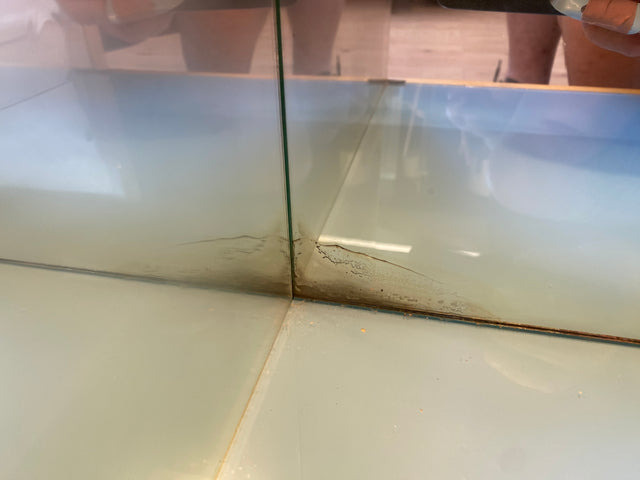 Sehr hübsche kleine 70er Jahre Barkommode mit Beleuchtung und verspiegeltem Getränkefach I Bar Barschrank Mini-Bar Hausbar Kommode VEB DDR Mid-Century Vintage Retro 60er I