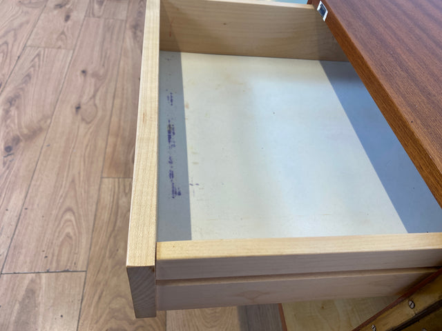 Sehr hübsche kleine 70er Jahre Barkommode mit Beleuchtung und verspiegeltem Getränkefach I Bar Barschrank Mini-Bar Hausbar Kommode VEB DDR Mid-Century Vintage Retro 60er I