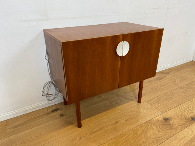 Sehr hübsche kleine 70er Jahre Barkommode mit Beleuchtung und verspiegeltem Getränkefach I Bar Barschrank Mini-Bar Hausbar Kommode VEB DDR Mid-Century Vintage Retro 60er I