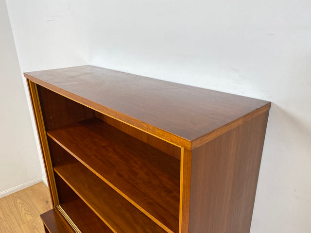WMK I Stilvoller und gut erhaltener Mid-Century Bücherschrank aus 1965 von PGH Wohnkultur mit Schubladen