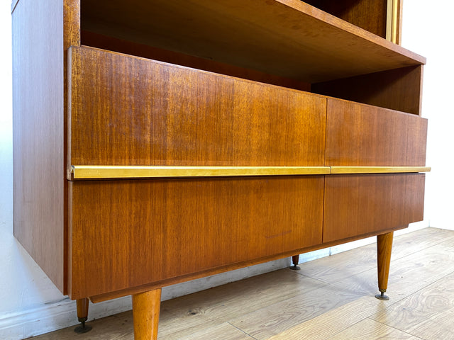 WMK I Stilvoller und gut erhaltener Mid-Century Bücherschrank aus 1965 von PGH Wohnkultur mit Schubladen