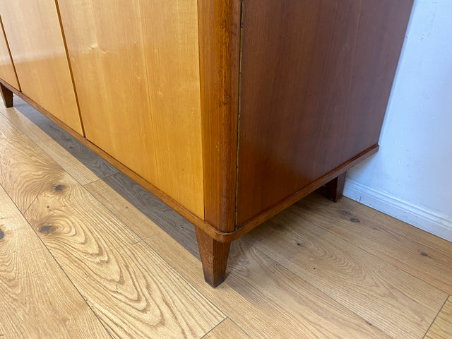 Schöner & perfekt aufgeteilter 3-türiger Mid-Century Kleiderschrank mit Schubladen I Schrank Schlafzimmerschrank Wäscheschrank Wardrobe Rockabilly 50er 60er Vintage I