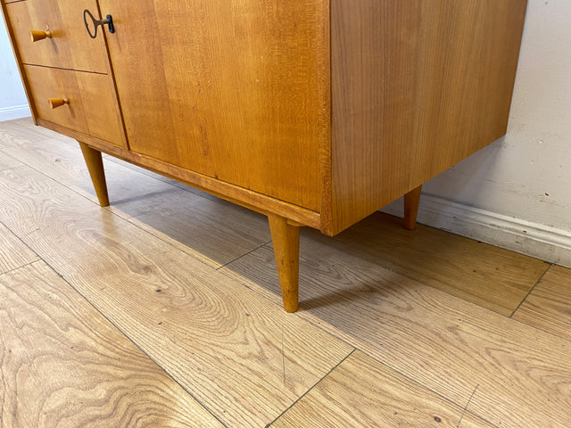 WMK I Besondere Mid-Century Kommode mit aufklappbarem Spiegel und Schubladen I Sideboard Schrank Spiegelkommode Frisierkommode Schminkkommode Schminktisch 60er Vintage Retro I
