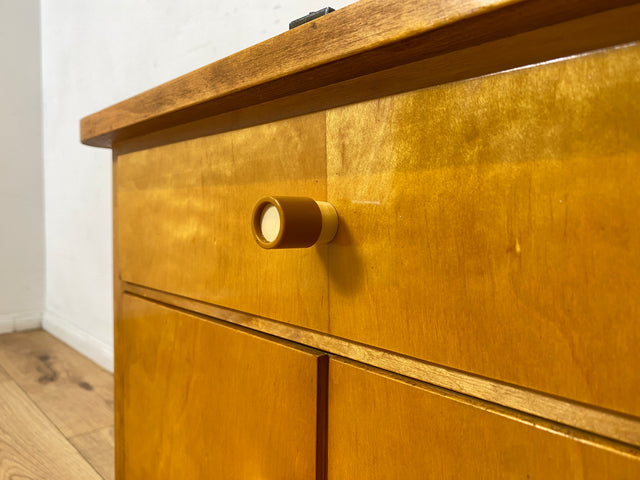 WMK I 1/2 Stilvoller Mid-Century Nachttisch mit Schubladen, Glasauflage und Originalgriffen