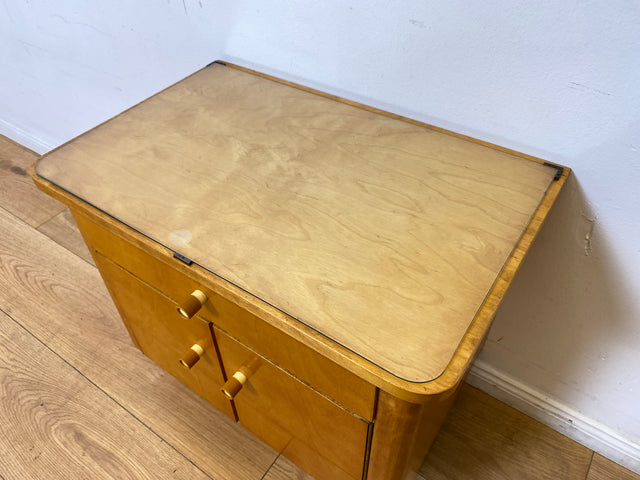WMK I 1/2 Stilvoller Mid-Century Nachttisch mit Schubladen, Glasauflage und Originalgriffen