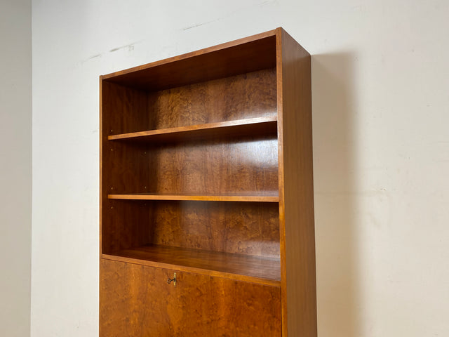 Stilvoller Mid-Century Schreibschrank mit großer Schreibklappe und Regal I Sekretär Schreibkommode Schreibtisch Bücherschrank Bücherregal Highboard Regalwand Vintage 60er I