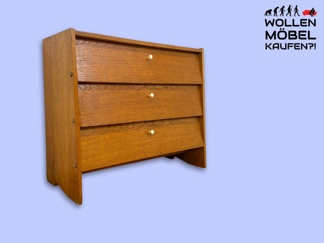 Minimalistische Mid-Century Schuhkommode aus vollem Holz in Eichen Furnier mit weißen Originalgriffen