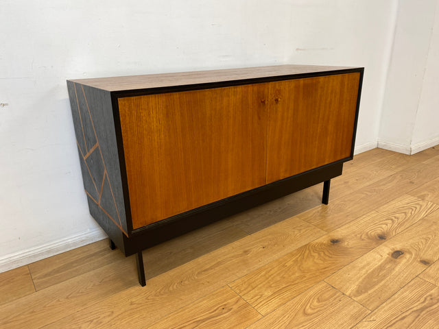 WMK I Rares Mid-Century Sideboard in Teakholz mit Vinyl Regal & Ausziehfächern für Plattenspieler