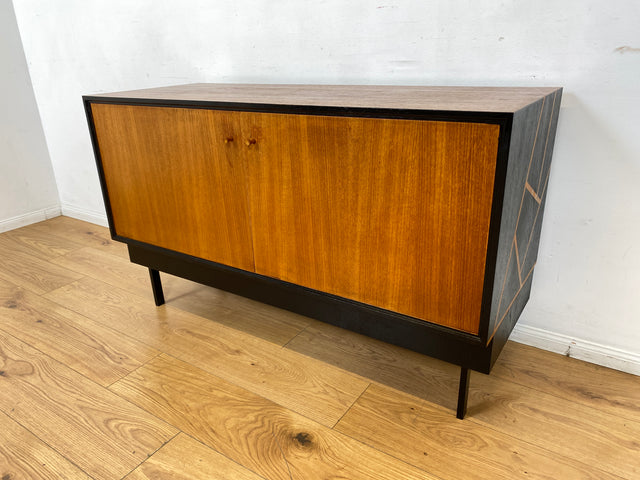 WMK I Rares Mid-Century Sideboard in Teakholz mit Vinyl Regal & Ausziehfächern für Plattenspieler