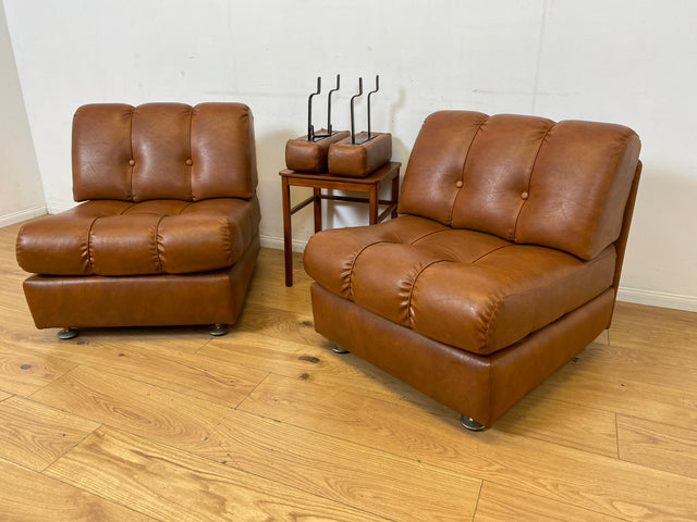 Formschönes und sehr gemütliches modulares 2er Sofa mit gestepptem Kunstleder Bezug I Couch Ledersofa Ledercouch 2-Sitzer Sessel Ledersessel Leder Vintage Retro 70er I