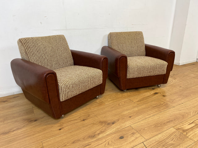 Kultiger Retro Sessel auf Rollen in beigem Wollbezug und Kunstleder Verkleidung I Clubsessel Lesesessel Ledersessel Sitzgarnitur Polstergarnitur Mid-Century 60er 70er I