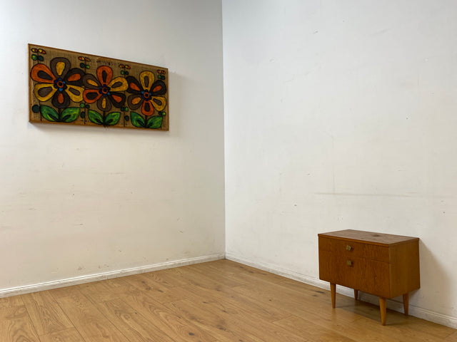 Sehr schöner heller Mid-Century Nachttisch in Eichenholz mit Schublade und Messinggriffen
