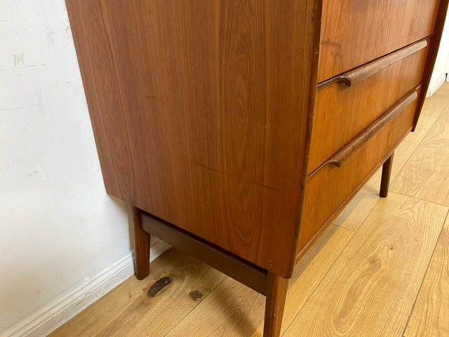 Das Highlight I Rare skandinavische Mid-Century Schminkkommode in Teakholz mit Schubladen & Spiegel I Kommode Sideboard Schminktisch Wäschekommode Frisierkommode Danish Design Vintage I