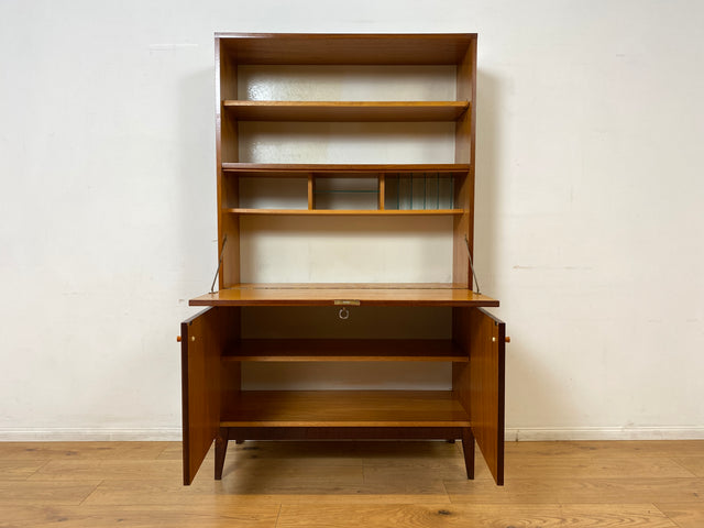 WMK I Eleganter und sehr gut erhaltener Schreibschrank aus 1970