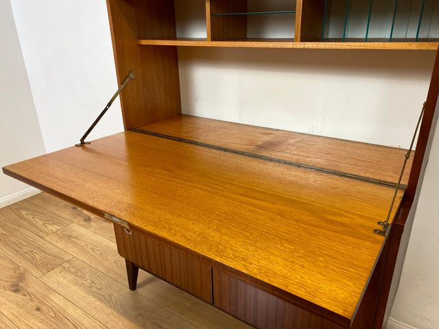 WMK I Eleganter und sehr gut erhaltener Schreibschrank aus 1970