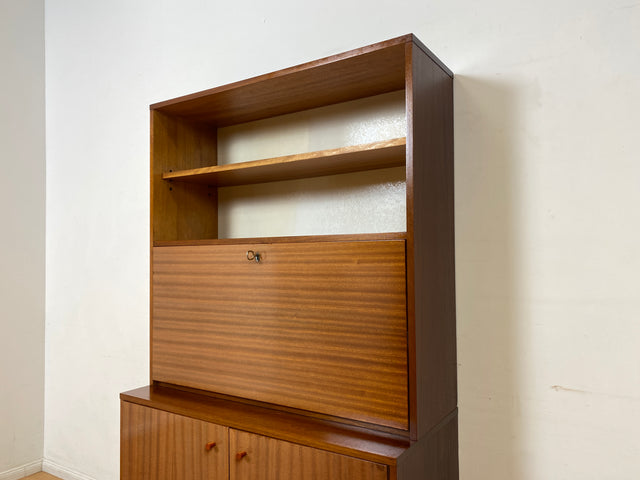 WMK I Eleganter und sehr gut erhaltener Schreibschrank aus 1970