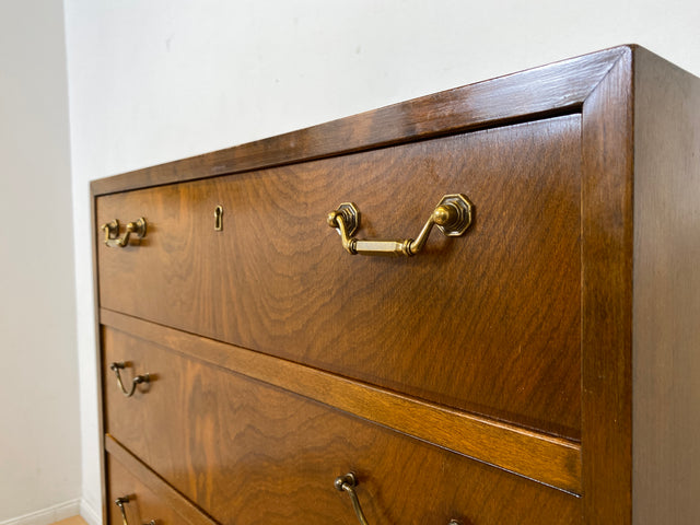 WMK I Hochwertige skandinavische Mid-Century Kommode aus vollem Holz mit 6 Schubladen & Messinggriffen