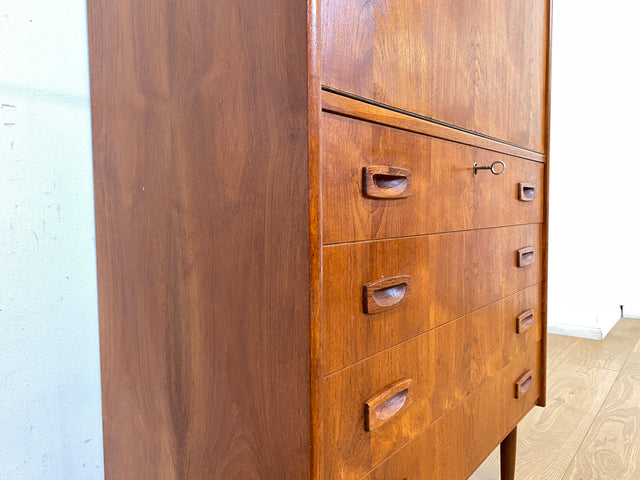 WMK I Eleganter skandinavischer Mid-Century Barschrank in Teakholz mit verspiegeltem Bar Fach I Barkommode Highboard Schrank Sekretär Kommode Schminkschrank Danish Design Vintage I