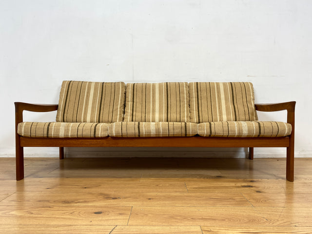 WMK I Stilvolles skandinavisches Mid-Century Sofa von Komfort mit gestreiftem beigem Originalbezug & Teakholz Rahmen