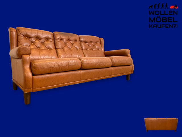WMK I Schönes und sehr gemütliches skandinavisches Vintage Sofa mit gestepptem Cognac braunem Echtleder Bezug I Couch Ledercouch Ledersofa 3er 3-Sitzer Chesterfield Leder I Berlin Magdeburg Dortmund
