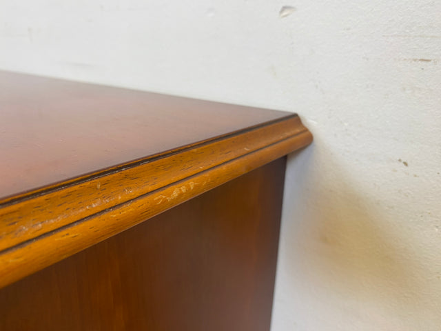 Hochwertige Stilmöbel Kommode , ein Original von Heldense im Stile des Biedermeier mit Schubladen